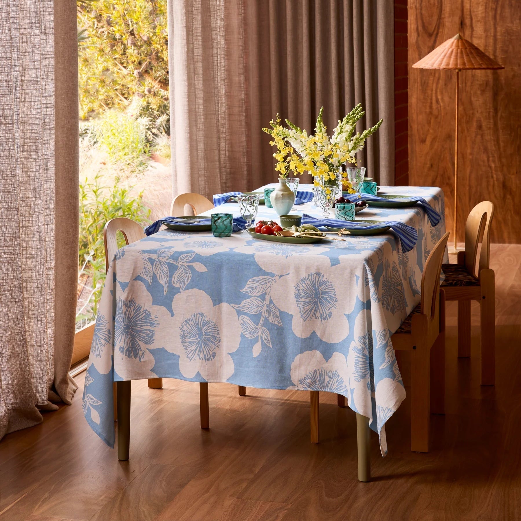 Bonnie &amp; Neil - Jardin Dove Table Cloth - The Flower Crate