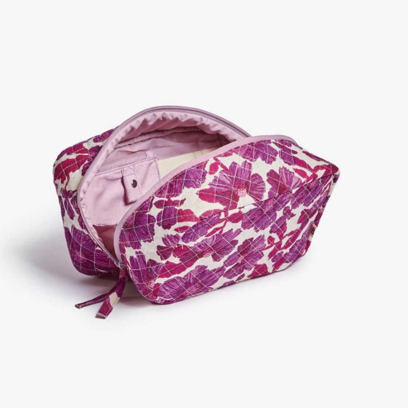 Bonnie &amp; Neil - Leon Medium Toiletry Bag, Lilac - The Flower Crate