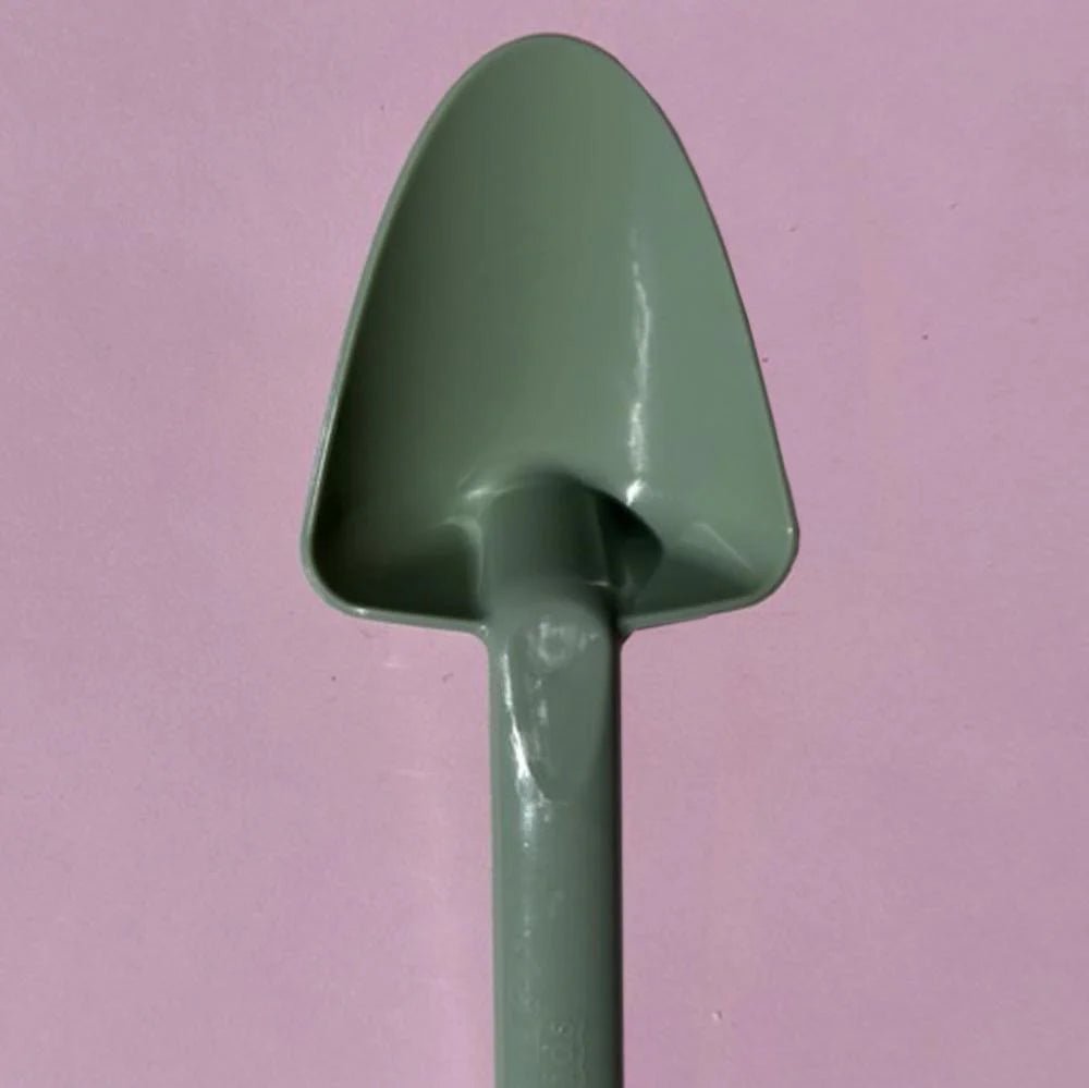 Coastkids - Little Digger Beach Spade - The Flower Crate