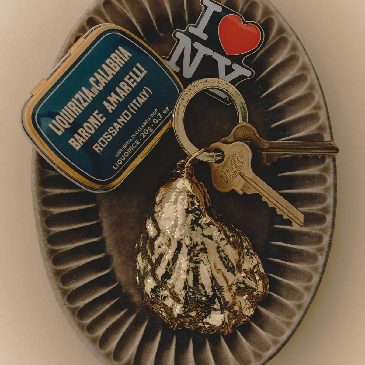 Corey Ashford - Oyster Keyring, Gold - The Flower Crate