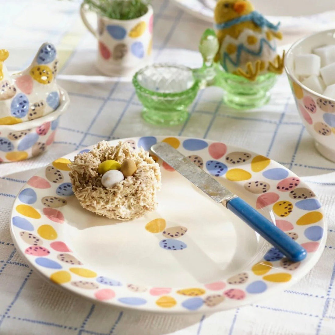 Emma Bridgewater - Mini Eggs 8½" Plate - The Flower Crate