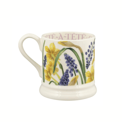 Emma Bridgewater - Tete - a - Tete &amp; Grape Hyacinth ½ Pint Mug - The Flower Crate