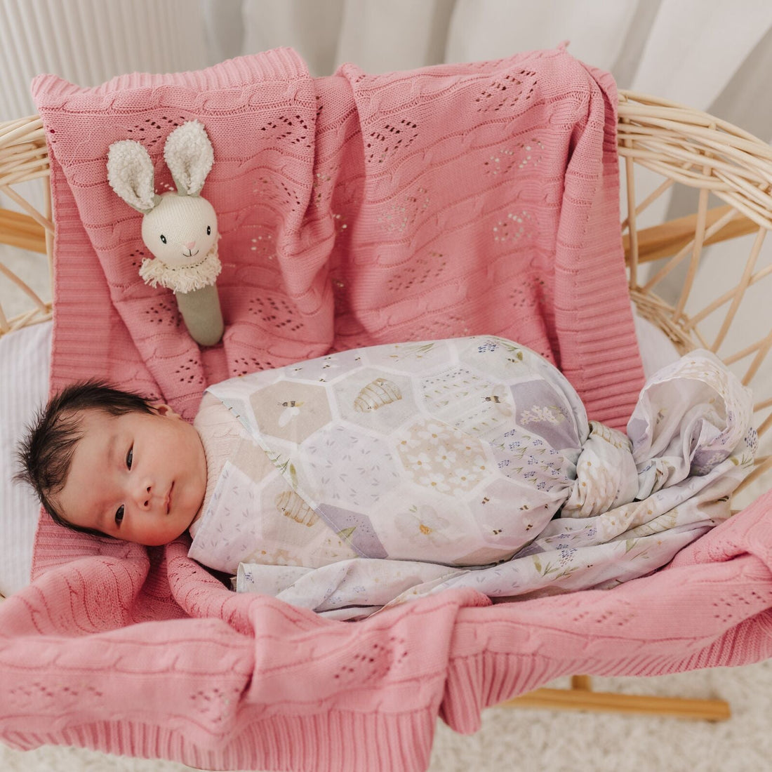 Emotion &amp; Kids - Beehive Muslin Wrap + Pram Clip Set - The Flower Crate