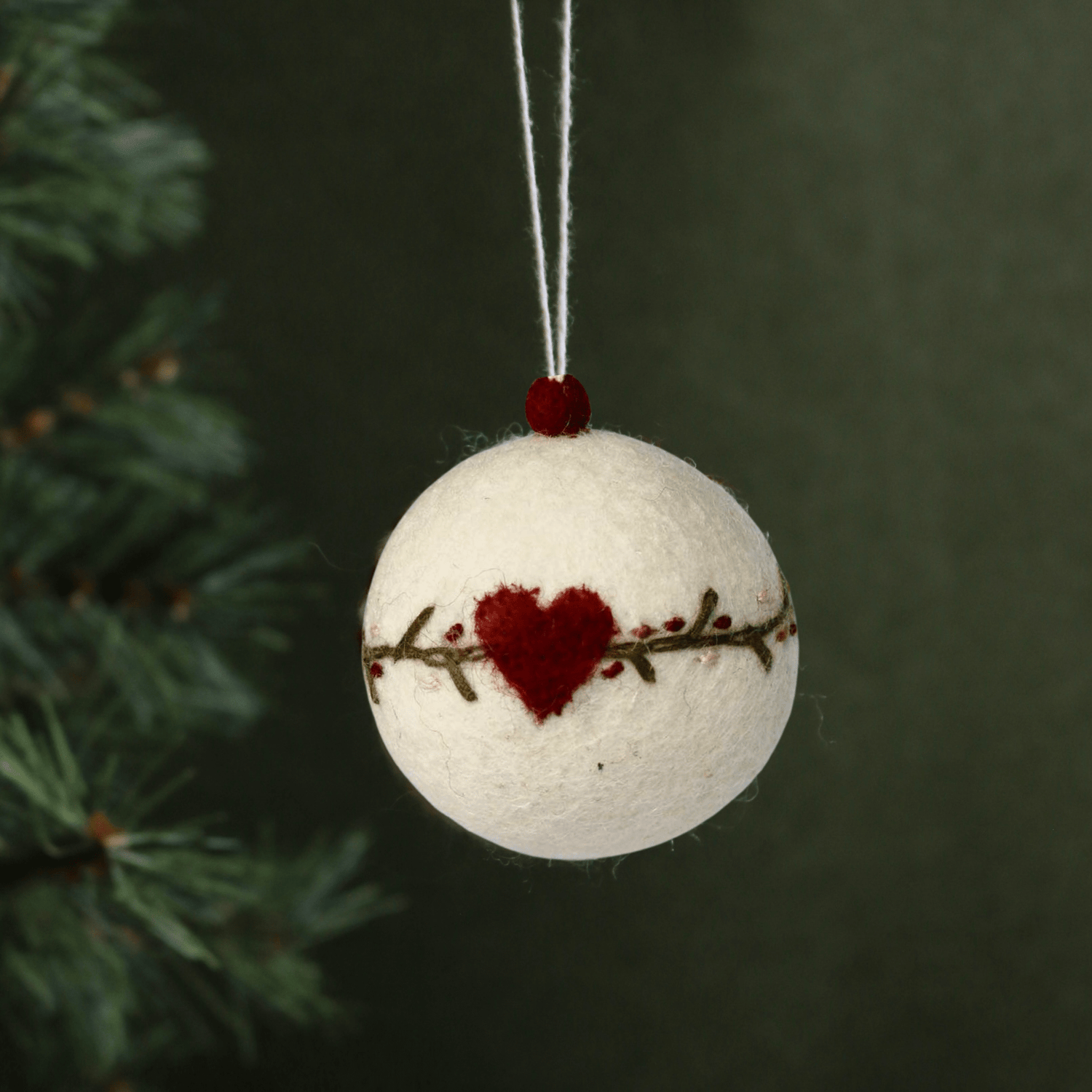 Felted Wool Christmas Bauble with Heart Garland - The Flower Crate