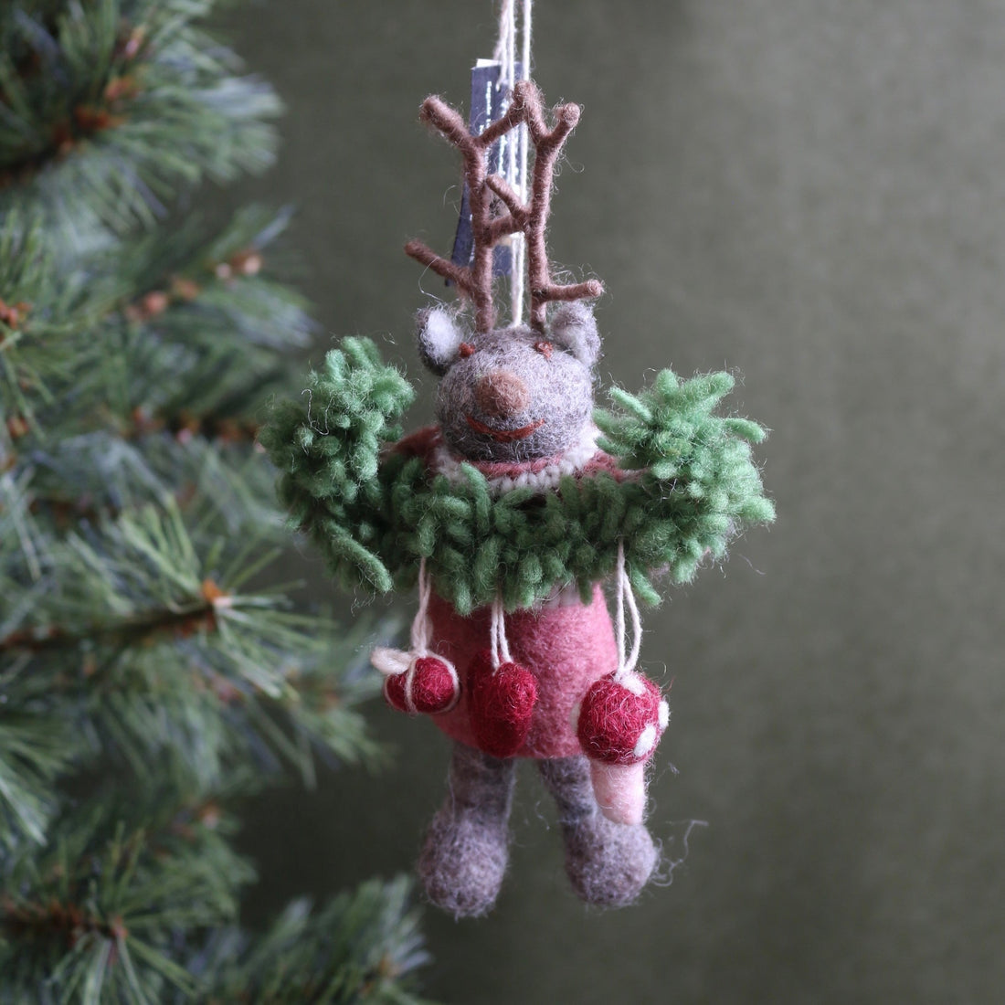 Felted Wool Deer Ornament with Garland - The Flower Crate