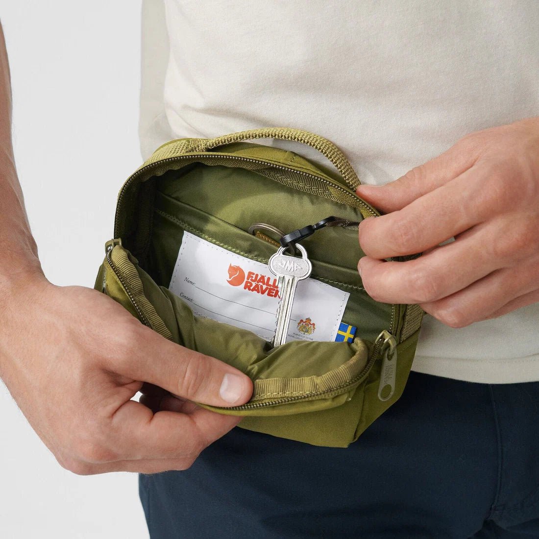Fjällräven - Kånken Hip Pack, Chalk Rose - The Flower Crate