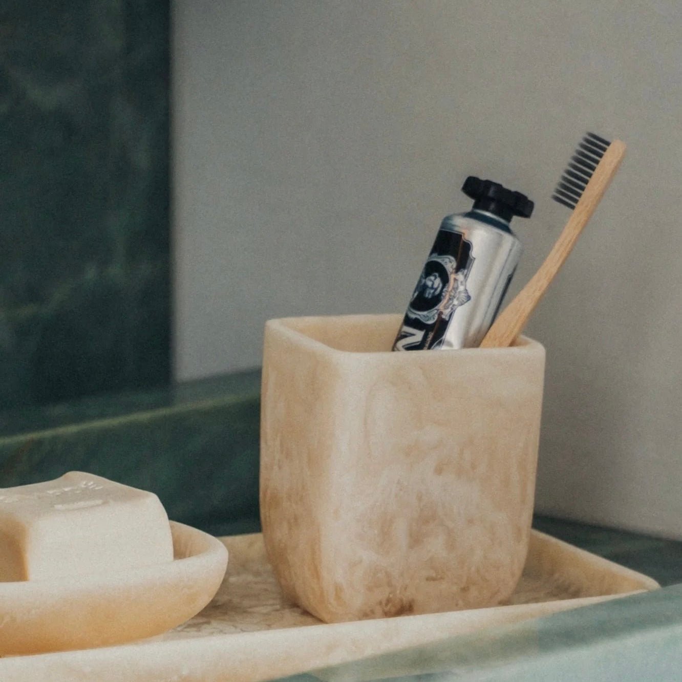 Flow Resin Toothbrush Holder - Peach Blush - The Flower Crate