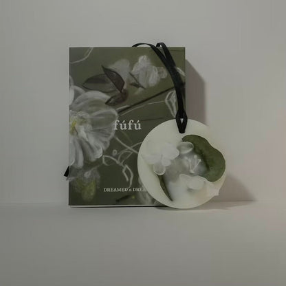 Fú Fú - Dreamed a Dream Botanical Palet - The Flower Crate