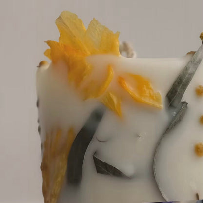 Fú Fú - Sweet Mimosa Dried Flower Candle - The Flower Crate