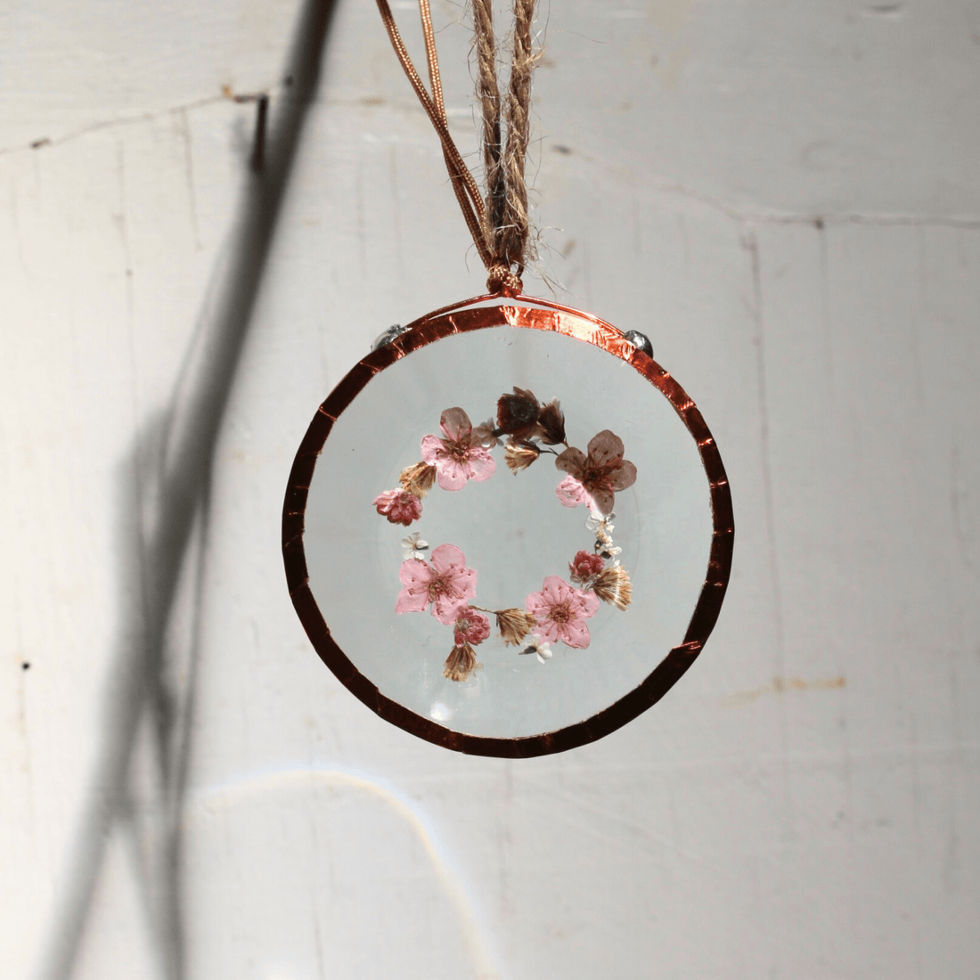 Hydrangea Ranger - Pressed Flower Suncatcher, Round Mini - The Flower Crate