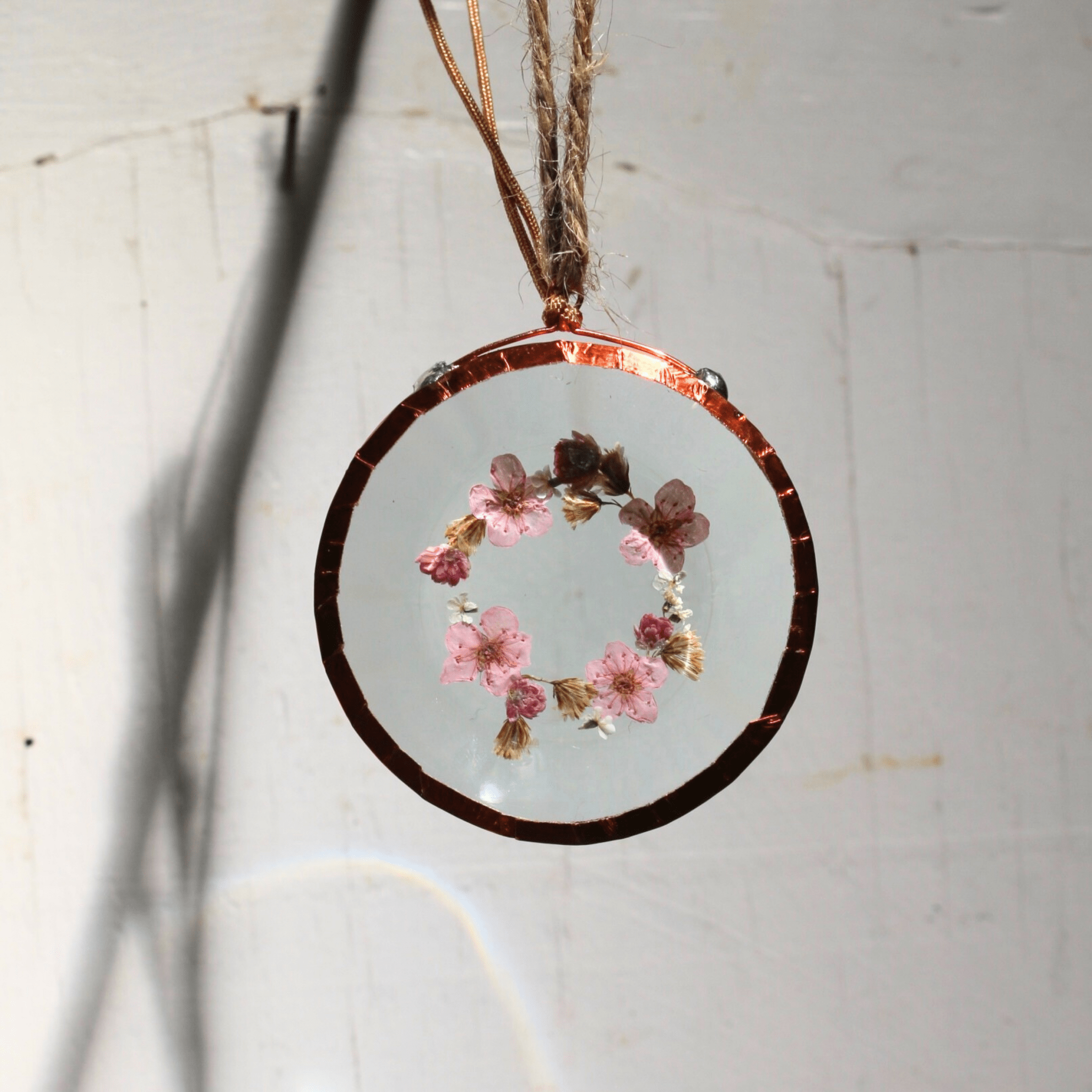 Hydrangea Ranger - Pressed Flower Suncatcher, Round Mini - The Flower Crate