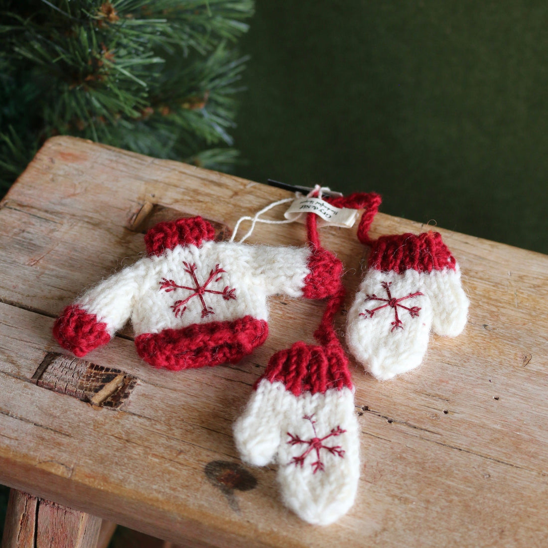 Knitted Sweater &amp; Gloves - Decoration - The Flower Crate