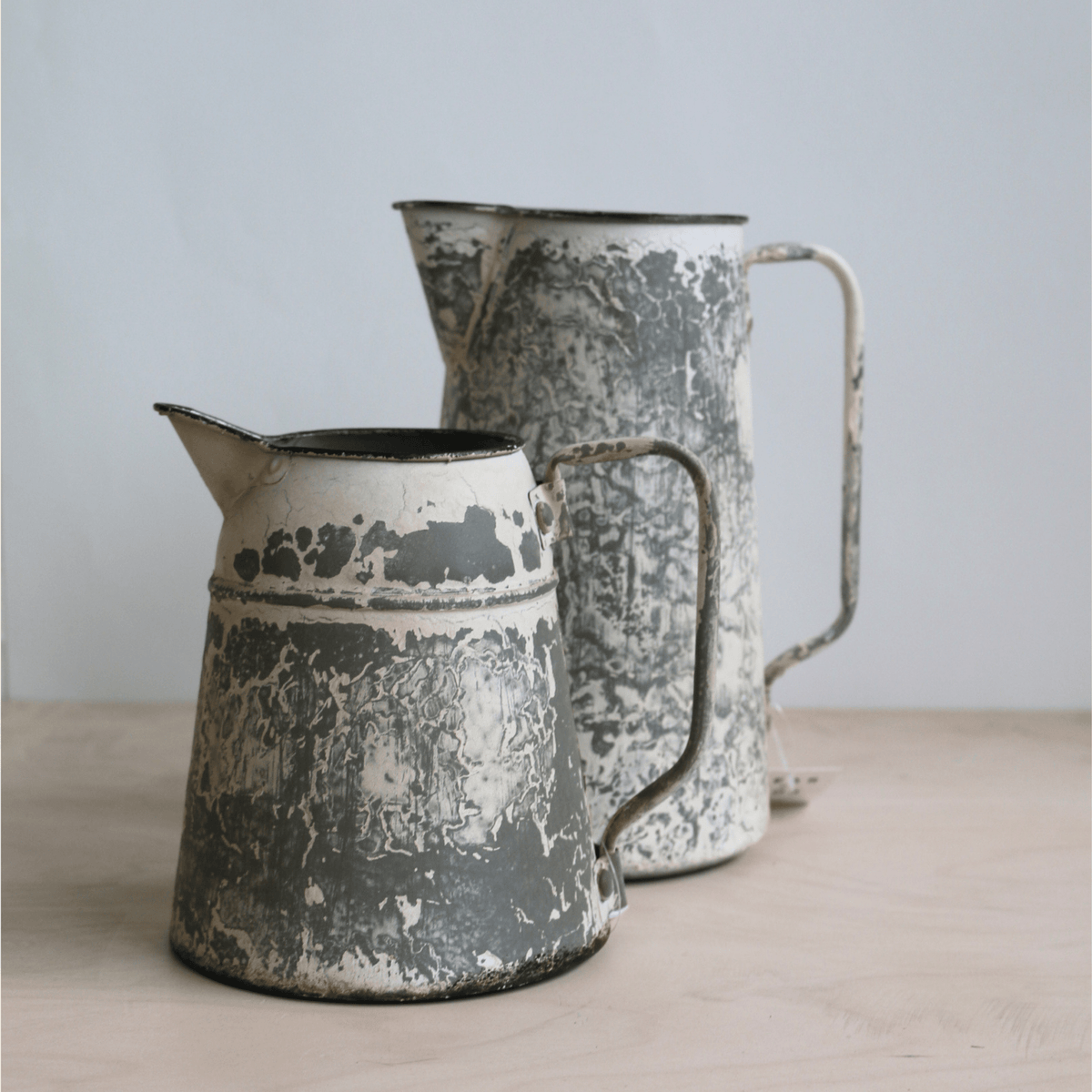 Lily Jug - The Flower Crate