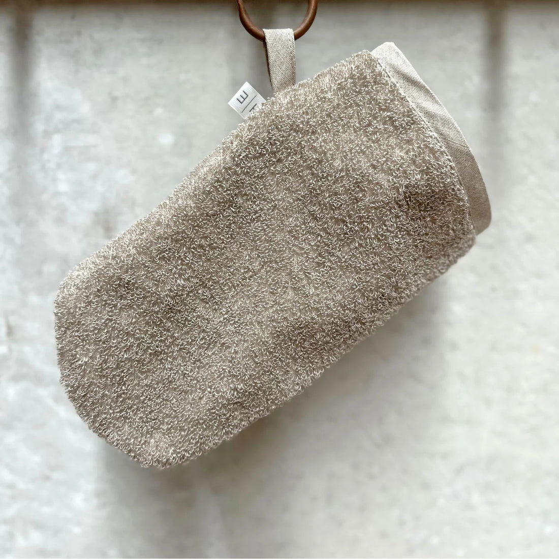 Linen Exfoliating Glove - The Flower Crate