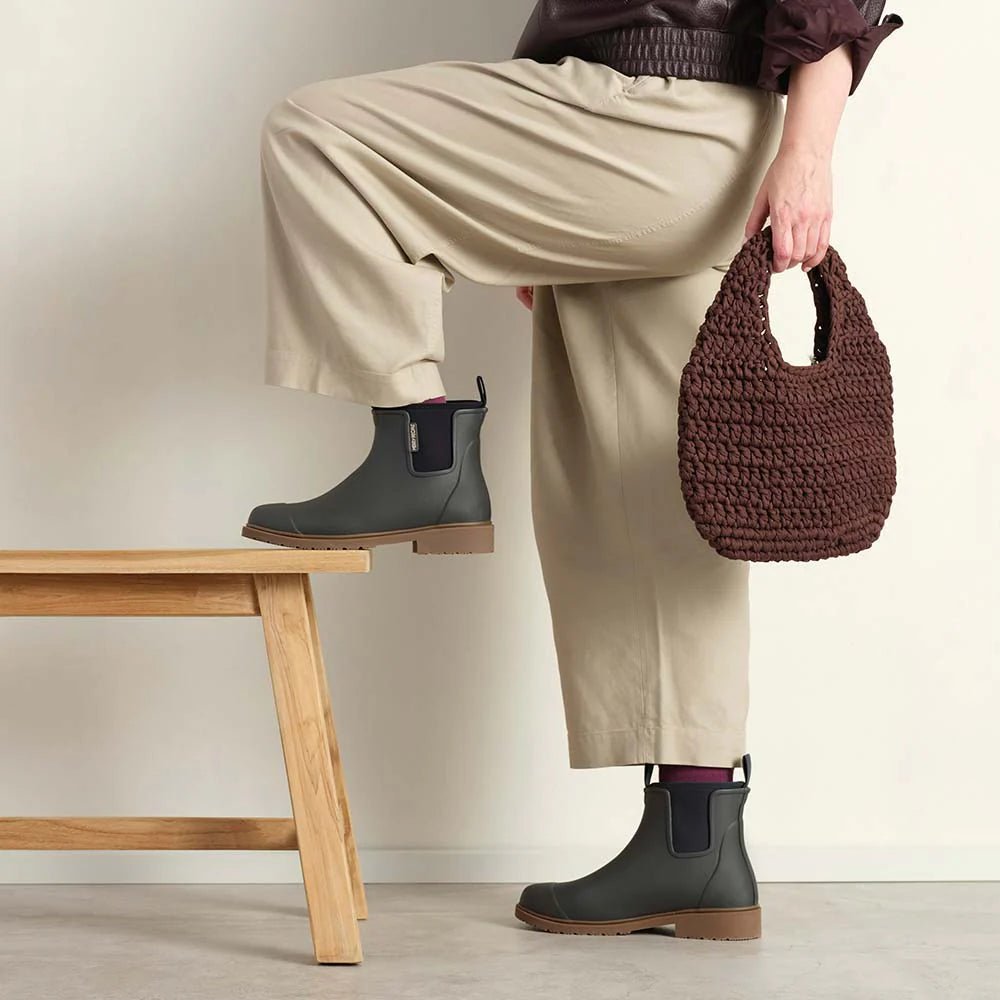 Merry People - Bobbi Boot, Charcoal - The Flower Crate