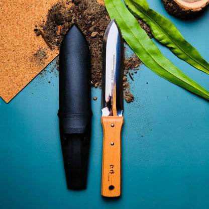 Nisaku - Hori Hori Weeding Knife with Tough Sheath - The Flower Crate