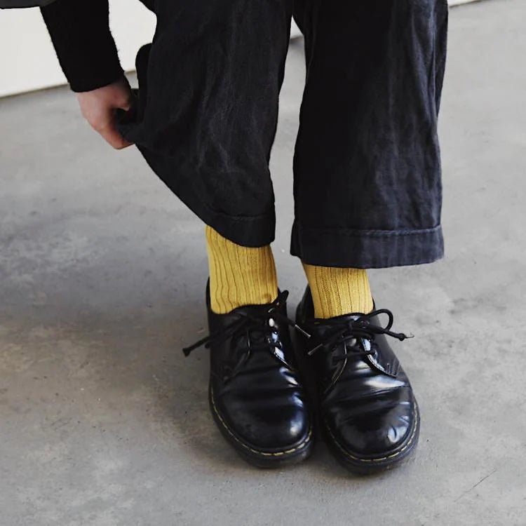 Nishiguchi Kutsushita Socks - Linen Ribbed Praha - The Flower Crate