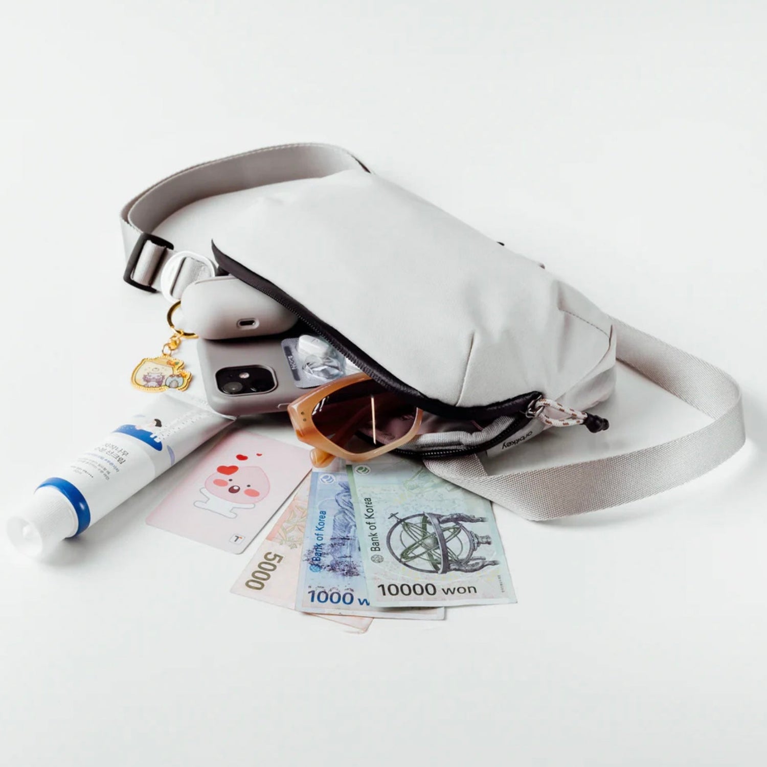 Orbitkey - Urban Sling Bag Mini 2L, Stone - The Flower Crate