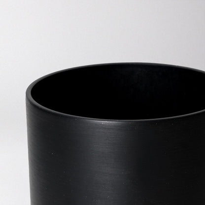 Portland Pot - Recycled Plastic, Black - The Flower Crate