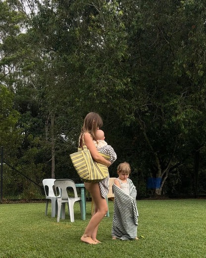 Saint Rue - Shoulder Tote, Sailor - The Flower Crate