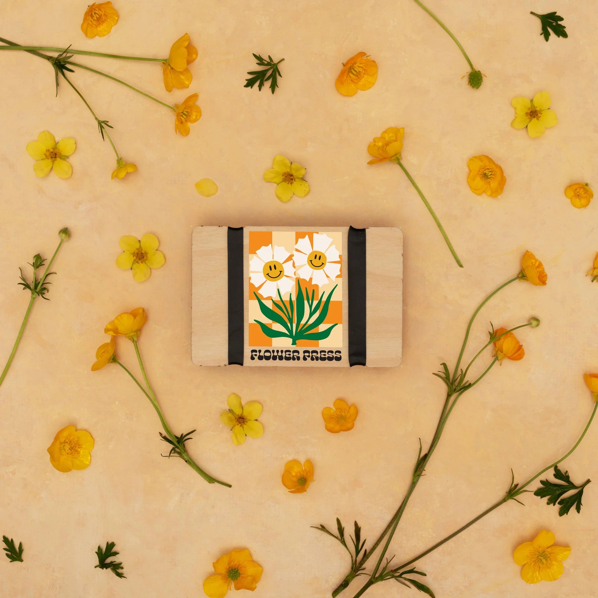 Studio Wald - Happy Flowers Pocket Flower Press - The Flower Crate