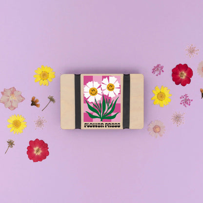 Studio Wald - Happy Flowers Pocket Flower Press - The Flower Crate