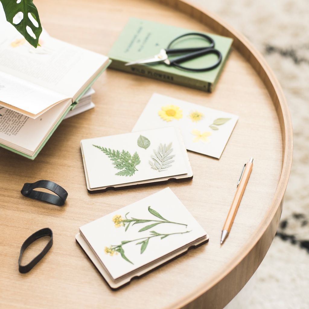Teasel Pocket Flower Press - The Flower Crate