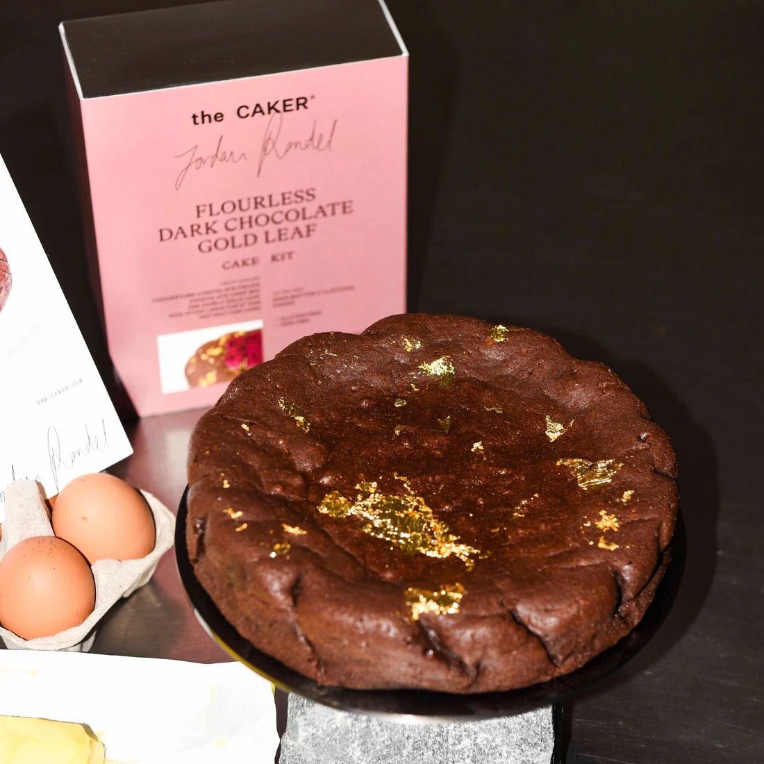 The Caker - Flourless Dark Chocolate &amp; Gold Leaf Cake Mix - The Flower Crate