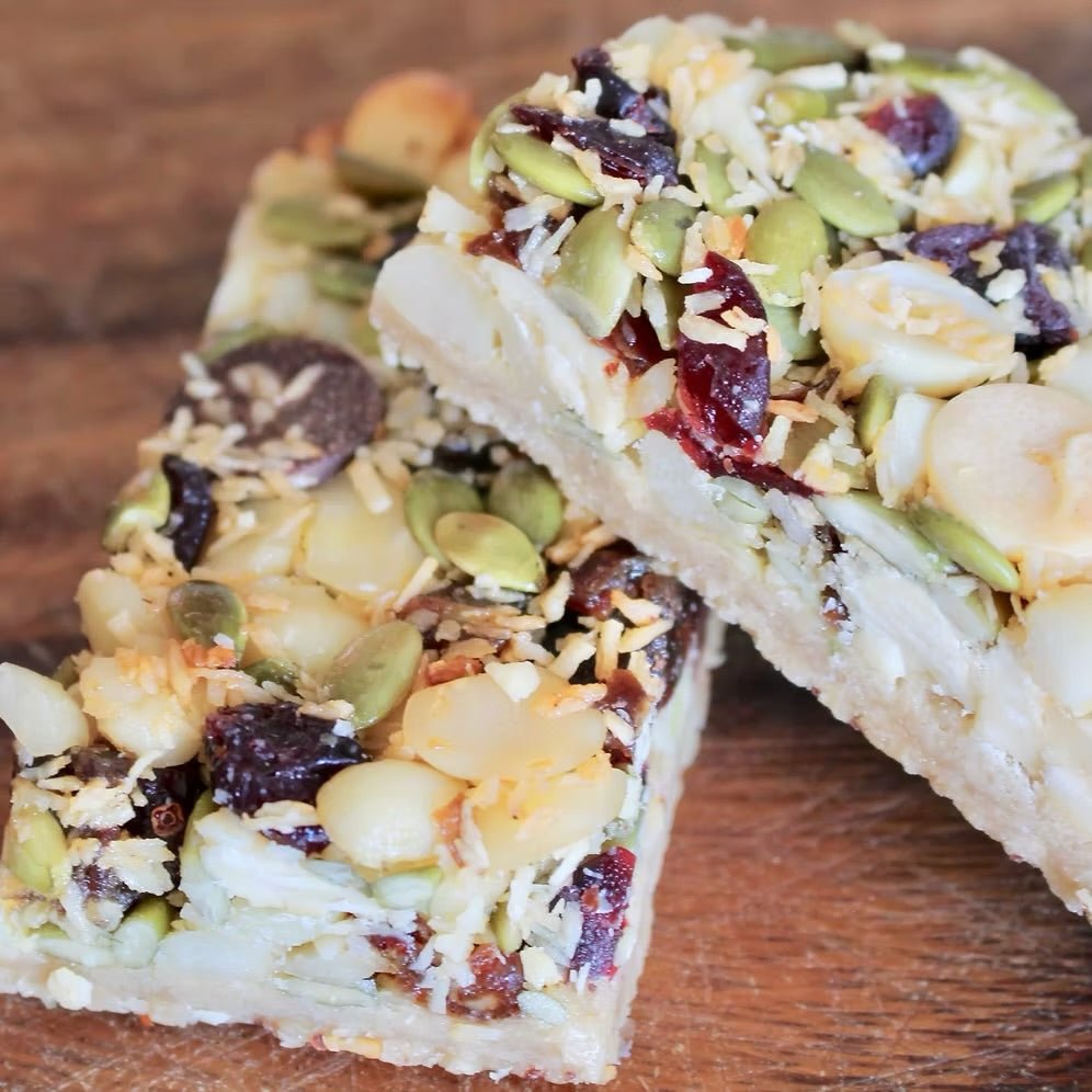 Top Notch Macadamias - MacBerry Slice - The Flower Crate