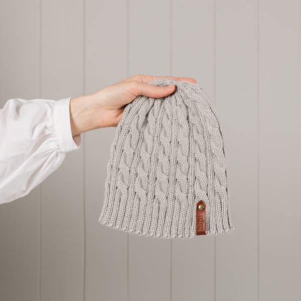 Cable Rib Hat