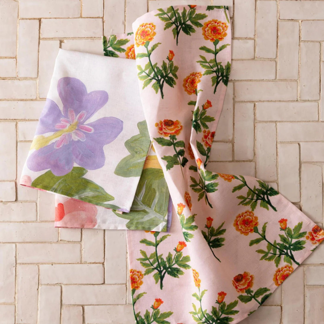 Bonnie &amp; Neil Linen Tea Towel - Petite Lani - The Flower Crate