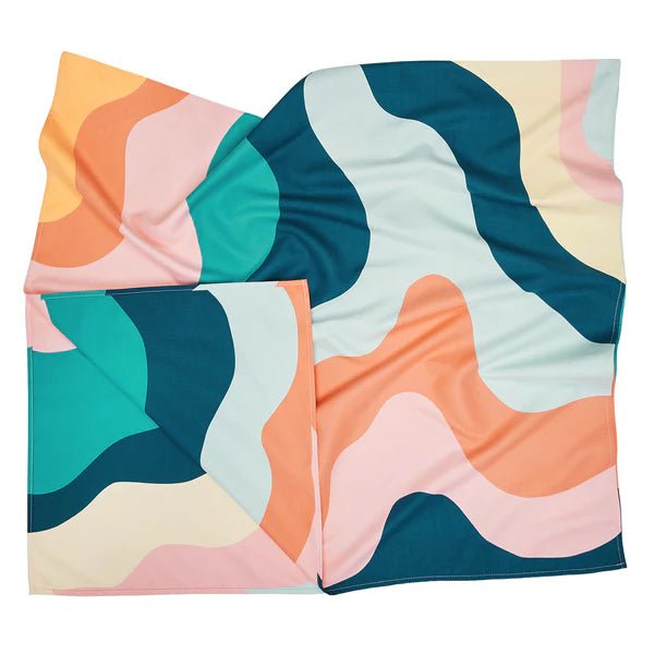 Dock &amp; Bay Quick Dry Towel - Get Wavy - The Flower Crate