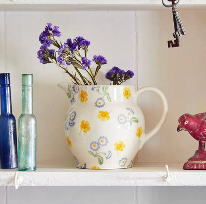 Emma Bridgewater Buttercups &amp; Daisies 1 ½ Pint Jug - The Flower Crate