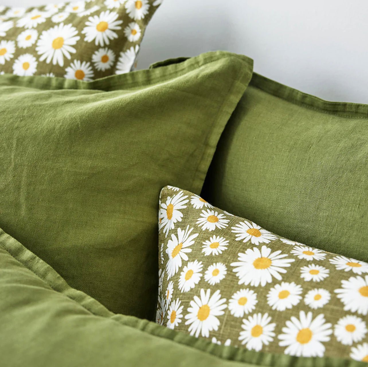 George Street Linen - Pure Linen Daisy Pillowcase, Pair - The Flower Crate