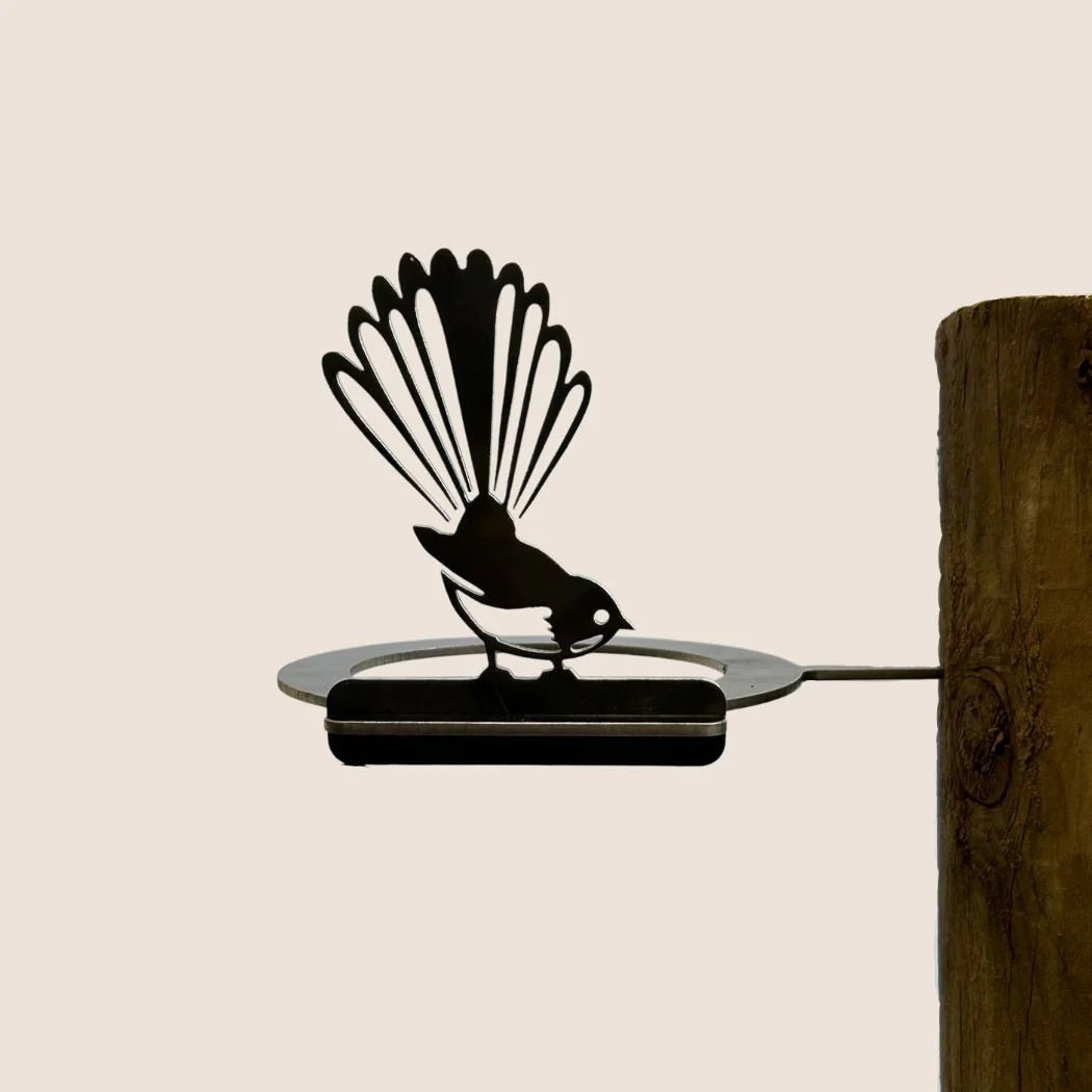 Metalbird - Pīwakawaka Bowl Bird Feeder - The Flower Crate